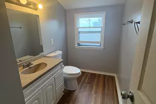 7248 W Potomac Ave, Milwaukee, WI 53216 - Photo 16