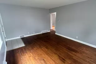 7248 W Potomac Ave, Milwaukee, WI 53216 - Photo 4