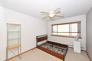 2222 E Belleview Pl, Milwaukee, WI 53211 - Photo 10