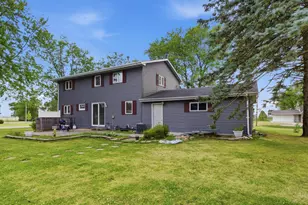 825 Landis St, Rockland, WI 54207 - Photo 4