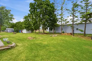 825 Landis St, Rockland, WI 54207 - Photo 6