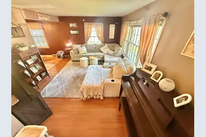 4009 S 5th St, Milwaukee, WI 53207 - Photo 2