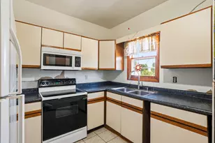 1801 Flett Ave, Racine, WI 53403 - Photo 18