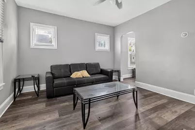 2867 N Fratney St, Milwaukee, WI 53212 - Photo 2