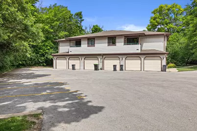 3220  Wood Rd #10, Racine, WI 53406 - Photo 22