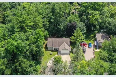W8131  Bay View Dr, Whitewater, WI 53190 - Photo 4