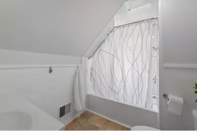 8129 W Burleigh St, Milwaukee, WI 53222 - Photo 16