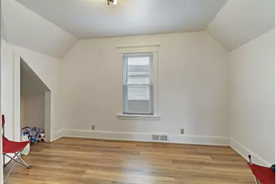 3915  10th Ave, Kenosha, WI 53140 - Photo 10