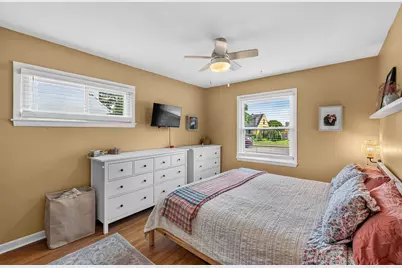 4107 S Hately Ave, Saint Francis, WI 53235 - Photo 6