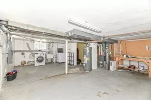 5949 S 31st St, Greenfield, WI 53221 - Photo 30