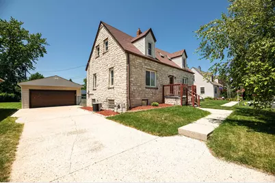 5949 S 31st St, Greenfield, WI 53221 - Photo 2