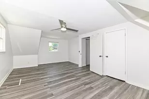 5949 S 31st St, Greenfield, WI 53221 - Photo 20