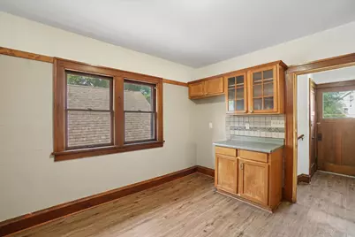 2605 N 49th St #2607, Milwaukee, WI 53210 - Photo 10