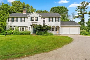 3814 Meadow Ln, Manitowoc, WI 54220 - Photo 2