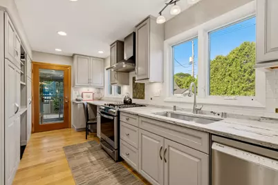 4765 N Cramer St, Whitefish Bay, WI 53211 - Photo 8
