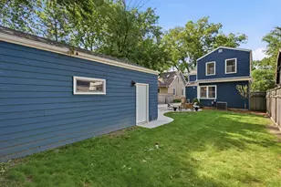 336 E Lake View Ave, Whitefish Bay, WI 53217 - Photo 36