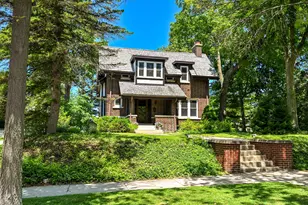 2524 E Menlo Blvd, Shorewood, WI 53211 - Photo 38