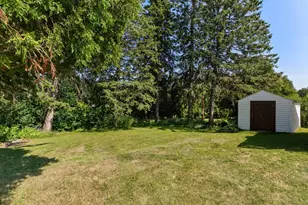 1421 N 5th St, Manitowoc, WI 54220 - Photo 20