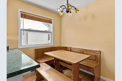 1421 N 5th St, Manitowoc, WI 54220 - Photo 12
