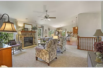 3722  92nd Pl, Sturtevant, WI 53177 - Photo 4