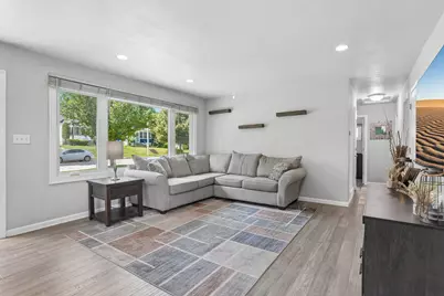 3648 E Whittaker Ave, Cudahy, WI 53110 - Photo 6