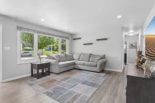 3648 E Whittaker Ave, Cudahy, WI 53110 - Photo 6