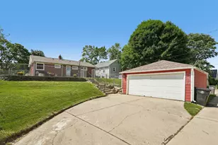 3648 E Whittaker Ave, Cudahy, WI 53110 - Photo 32