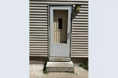3631 S 82nd St, Milwaukee, WI 53220 - Photo 4