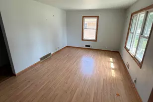 3631 S 82nd St, Milwaukee, WI 53220 - Photo 8