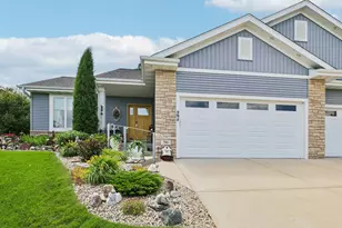 791 Country View Ln, Lake Mills, WI 53551 - Photo 2