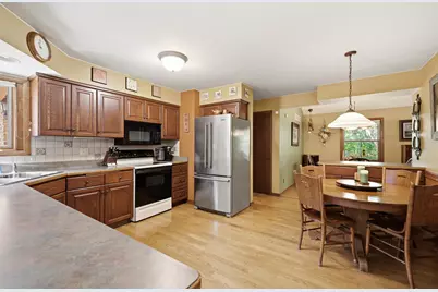 1291  Paradise Dr, Trenton, WI 53095 - Photo 6
