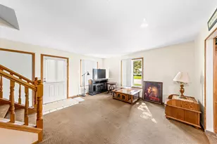 716 Fox Ln, Racine, WI 53185 - Photo 6