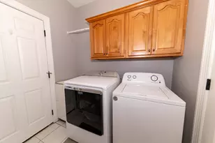 N65W13488 Lilly Creek Dr, Menomonee Falls, WI 53051 - Photo 26