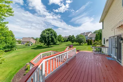 N65W13488  Lilly Creek Dr, Menomonee Falls, WI 53051 - Photo 34