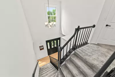 N65W13488  Lilly Creek Dr, Menomonee Falls, WI 53051 - Photo 4