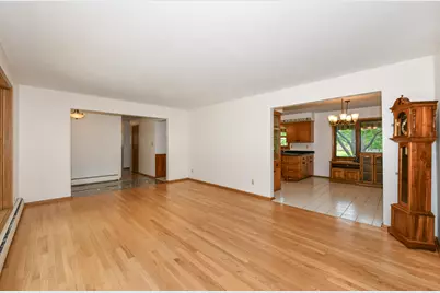 4144 N 96th St, Wauwatosa, WI 53222 - Photo 10