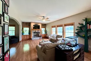 W151N7299 Paseo Ln, Menomonee Falls, WI 53051 - Photo 12