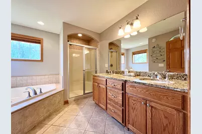 W151N7299  Paseo Ln, Menomonee Falls, WI 53051 - Photo 32