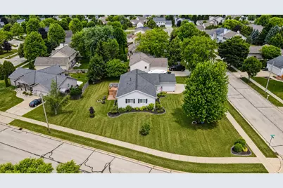 1300  Conifer Ave, West Bend, WI 53090 - Photo 34