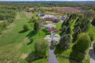 N84W36411 Riverwood Ln, Lac La Belle, WI 53066 - Photo 14