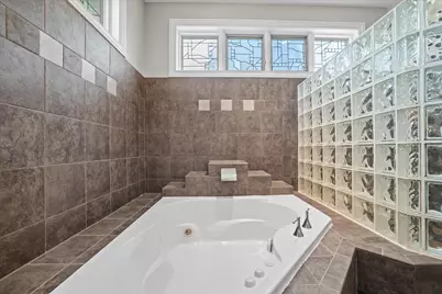 1704 E Juniper Way, Hartland, WI 53029 - Photo 52