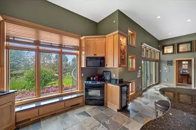 1704 E Juniper Way, Hartland, WI 53029 - Photo 72