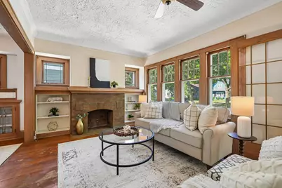 4324 N Woodburn St, Shorewood, WI 53211 - Photo 8