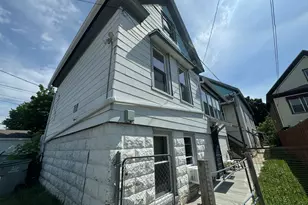 2451 S 9th St, Milwaukee, WI 53215 - Photo 14