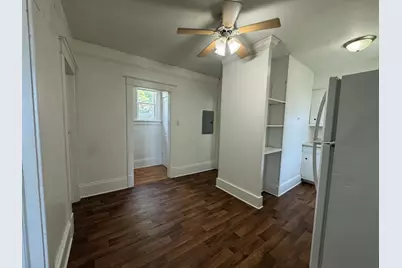 2451 S 9th St #3, Milwaukee, WI 53215 - Photo 10