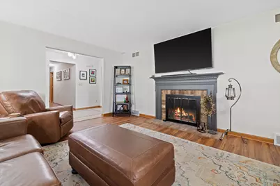 1800  Centennial Ln, Racine, WI 53406 - Photo 8