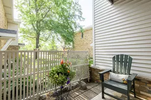 9181 S Aspen Dr, Oak Creek, WI 53154 - Photo 26