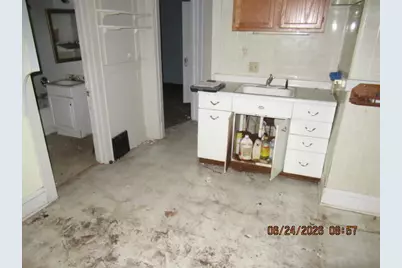 5916 W Dixon St #5918, Milwaukee, WI 53214 - Photo 14