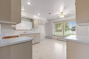 13400 W Sunny View Dr, New Berlin, WI 53151 - Photo 18