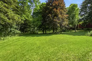 W6333 Burkshire Ln, Plymouth, WI 53073 - Photo 38